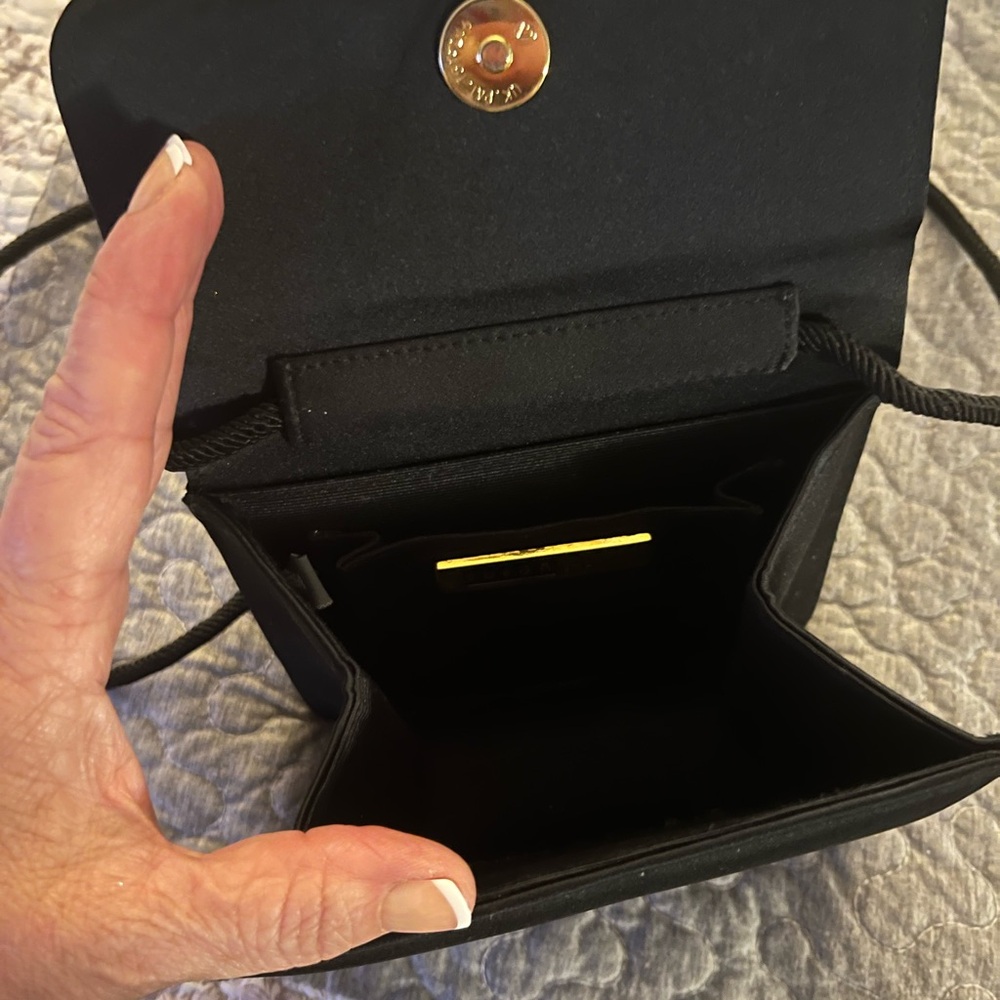 Cute little evening clutch - Picture 4 of 6
